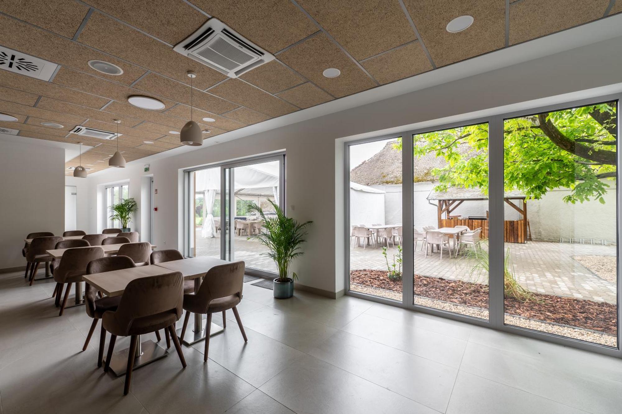 Knáb Panzió Acomodação com café da manhã Nemesnadudvar Exterior foto