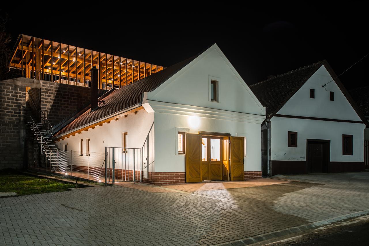 Knáb Panzió Acomodação com café da manhã Nemesnadudvar Exterior foto